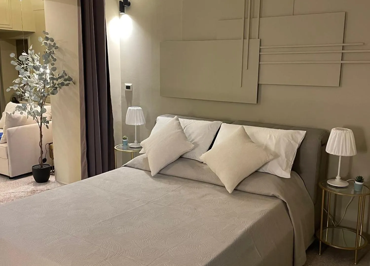 Hp Luxury Suite טאורמינה